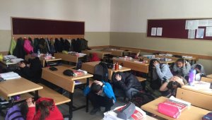 Safranbolu'da okullarda deprem tatbikatı