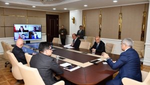Vali Gürel, kaymakamlarla korona virüs tedbirlerini değerlendirdi