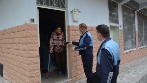 Yenice Belediyesi ekipleri yaşlıların ihtiyacını karşılıyor