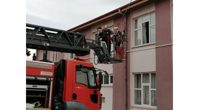 Yenice'de öğrencilere deprem tatbikatı