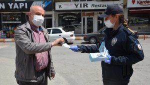 Yenice Emniyet Trafik Haftası'nda broşür dağıttı
