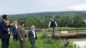 AK Partili vekiller Değirmencik Köprüsü'nde incelemelerde bulundu