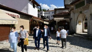 Vali Gürel Safranbolu'da incelemede bulundu