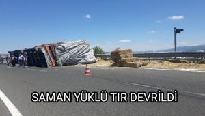 Saman yüklü tır devrildi: 2 yaralı