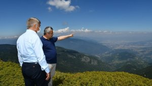 Vali Gürel ve milletvekili Ünal kayak merkezini inceledi