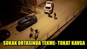 Sokak ortasında tekme-tokat kavga