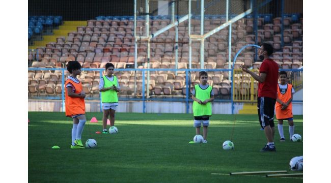 Genç yetenekler 'Futbolda Özkaynak Projesi' ile keşfediliyor