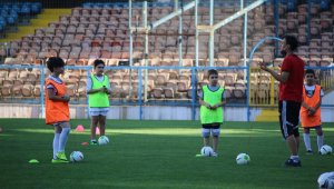Genç yetenekler 'Futbolda Özkaynak Projesi' ile keşfediliyor