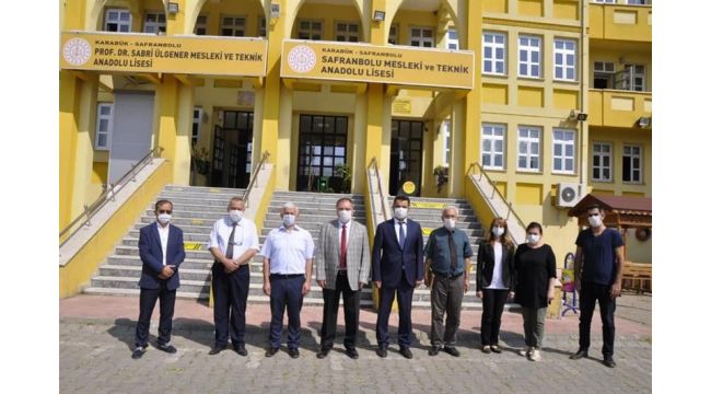 Kaymakam Türköz okulları inceledi