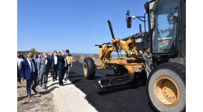 Köy yolları asfalta kavuştu