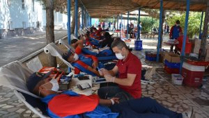 Mehmetçikten kan bağışına destek