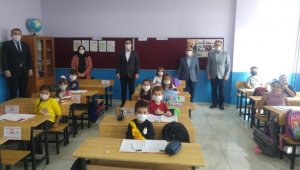Kaymakam Erdem'den okullara ziyaret