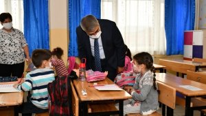 Vali Gürel'den okullara ziyaret