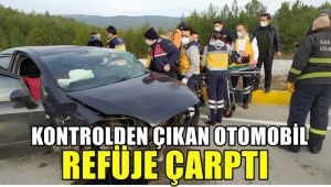 Kontrolden çıkan otomobil refüje çarptı: 2 yaralı