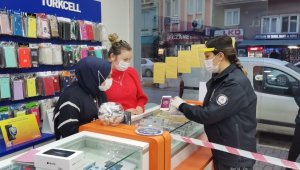 Polis ekipleri ilçede KADES uygulamasını tanıttı