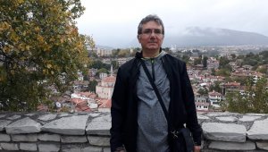 Prof. Dr. Karadavut'a Bilge Tonyukuk Türk Eğitimine Hizmet Ödülü
