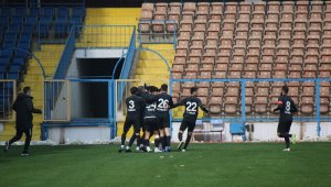 2. Lig Kırmızı Grup: Kardemir Karabükspor: 0 - Bayburt Özel İdarespor: 3