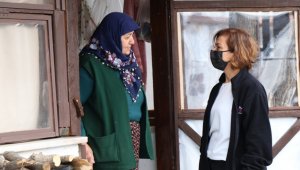 Başkan Köse sıkıntı ve talepleri yerinde dinliyor