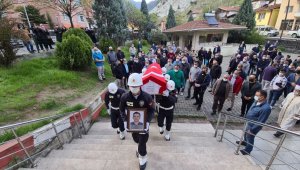 Kanserden vefat eden polis memuru son yolculuğuna uğurlandı