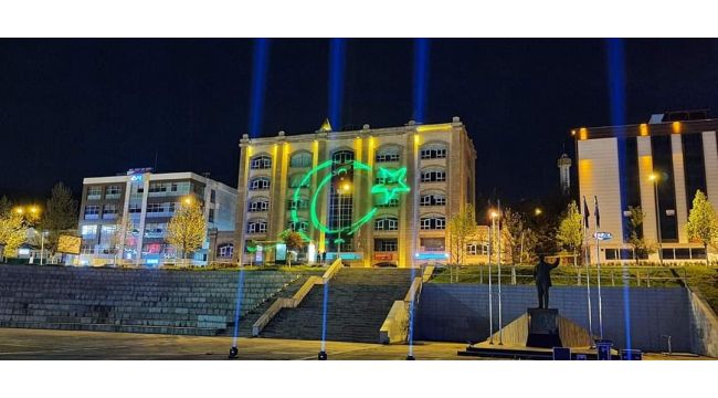 Karabük'te 23 Nisan kutlamaları lazer ışık gösterileri sona erdi