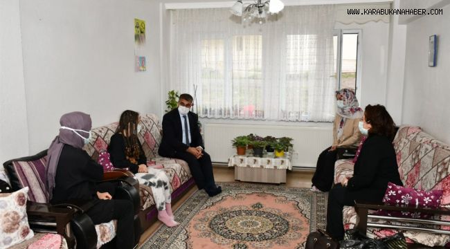 Vali Fuat Gürel, Şerefli Ailesine Misafir Oldu.