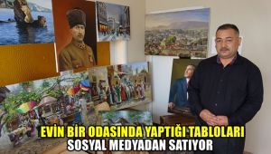 Evin bir odasında yaptığı tabloları sosyal medyadan satıyor