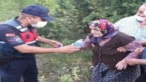 Kaybolan yaşlı kadın Jandarma ekiplerince bulundu