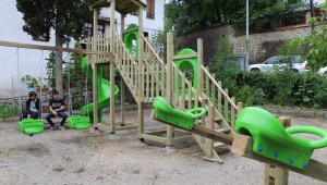Safranbolu'da parklardaki oyun grupları yenileniyor