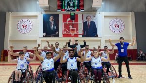 Demir Kartallar şampiyonluk yolunda tarih yazıyor