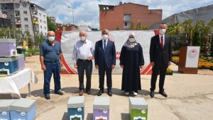 Karabük'te damızlık ana arı ve ana arı çiftleştirme kovanları dağıtıldı