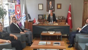 TUTAP'tan TSO Meclis Başkanı Ünal'a Turizm Elçisi Beratı