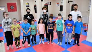 Yaylacık SYM'de çocuklar için spor salonu ve kütüphane hizmete açıldı