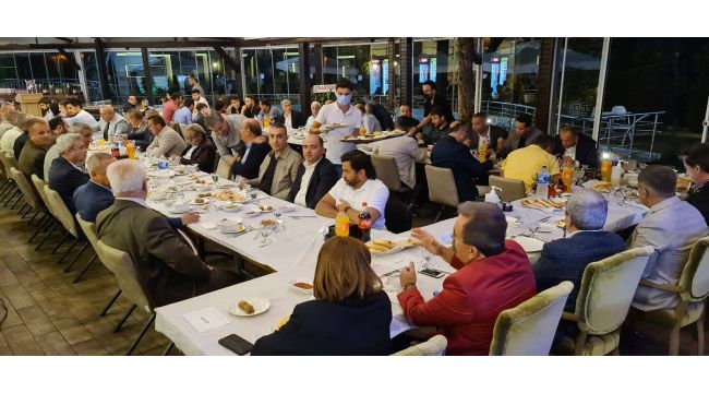 Protokol şampiyonluk yemeğinde bir araya geldi