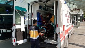 Vücuduna demir çarpan işçi yaralandı