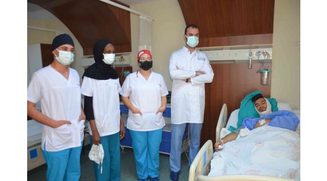 Ağız ve Diş Sağlığı Eğitim ve Araştırma Hastanesi'nde ilk defa kist operasyonu gerçekleştirildi