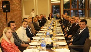 Başkan Köse, sosyal tesislerde muhtarlarla bir araya geldi