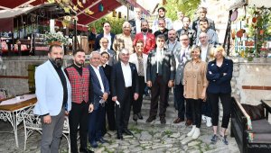 Vali Gürel, tarihi konak işletmecileri ile görüştü
