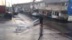 Altyapı iyileştirmesinin yapıldığı sanayi bölgesinde temizlik çalışması yapıldı