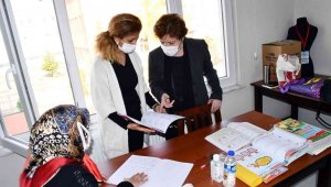 Belediyenin mahallelerde açtığı kurslarla okur yazarlık oranı arttı