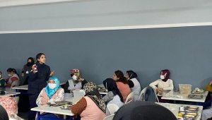 Jandarma, anneleri uyuşturucuya karşı bilgilendirdi
