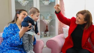 Başkan Köse yılın son bebek ziyaretlerini yaptı