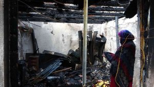 Evsiz kalan çift otomobilde, çocukları da komşularında kalıyor