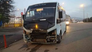 Karabük'te iki trafik kazası: 4 yaralı
