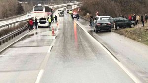 Yolcu otobüsü bariyerlere çarptı, faciadan dönüldü
