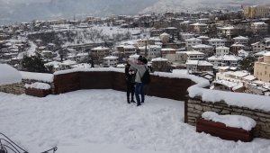 Kar Safranbolu'ya ayrı bir güzellik katıyor