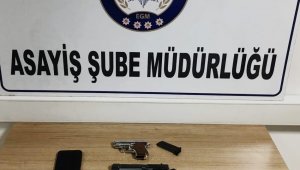 Evine gittiği arkadaşını silahla yaralayıp kaçan şahsılar operasyonla yakalandı