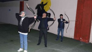 Gençler sosyo-kültürel ve sportif faaliyetlerini 'Genç Ofis'te güvenle gerçekleştiriyor