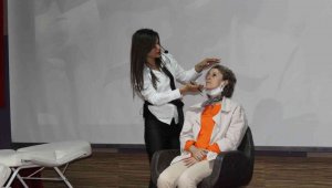 Berber ve kuaförlere verilen iki günlük eğitim sona erdi