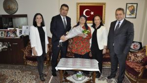 Şehit Aybüke öğretmenin annesi unutulmadı