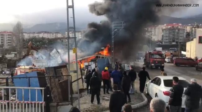 Hurdacıda çıkan yangın paniğe neden oldu